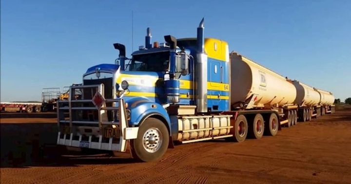 Phát hiện vi phạm trong cấp giấy phép cho xe quá khổ ở Cà Mau