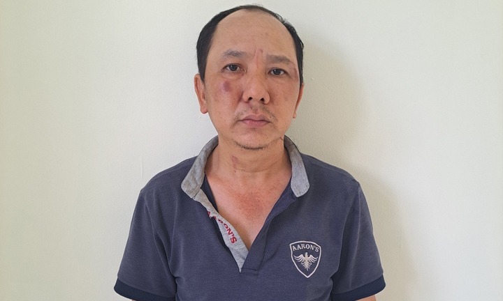 Bắt tạm giam kẻ tung ảnh ân ái với bạn gái lên mạng xã hội