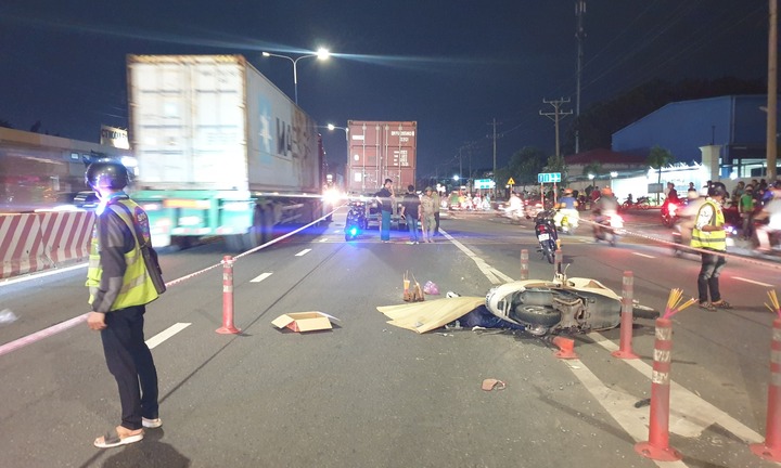 Tin tức tai nạn giao thông mới nhất ngày 7/8: Hai xe ô tô va chạm, hư hỏng nặng