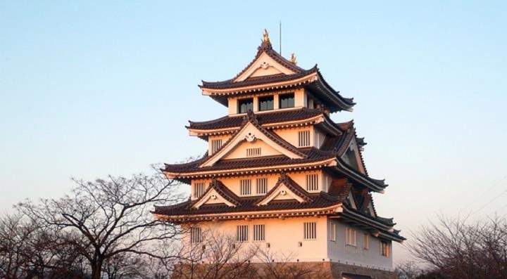 Bí ẩn tòa lâu đài được xây dựng chỉ trong một đêm tại Nhật Bản