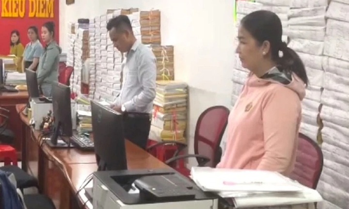 Bắt giám đốc Văn phòng công chứng ở Cà Mau vì chứng thực hợp đồng khống