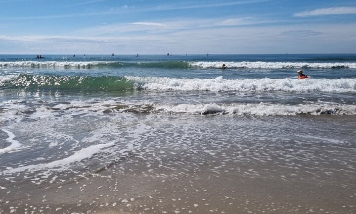 Thượng tá CSGT cùng Giám đốc Sở Xây dựng Quảng Ngãi kịp thời cứu 3 mẹ con bị đuối nước