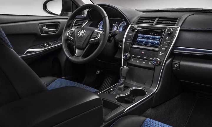 Vụ Toyota thua kiện vì xe sang Camry bốc mùi khó chịu, điều thú vị không phải ai cũng biết