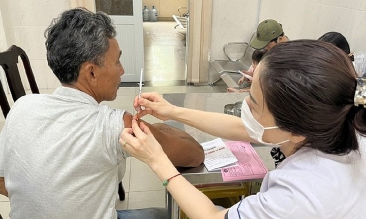  13 người bị chó dại cắn khi đang đi tập thể dục