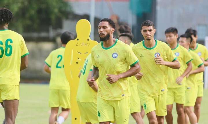  CLB Khánh Hòa nợ lương cầu thủ, FIFA và VFF có động thái gì?