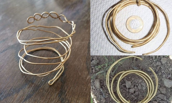 Đi dạo trong rừng, nam thanh niên “bị” kho báu rơi trúng đầu