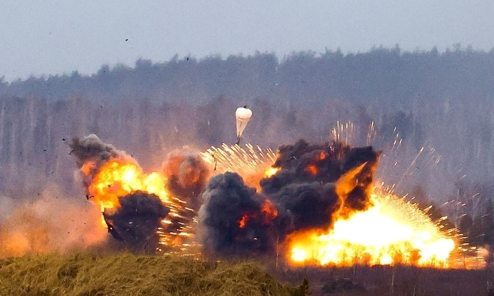 Chiến sự Nga-Ukraine ngày 18/8: Nga oanh tạc Donbass, Ukraine không kịp trở tay vì Kursk