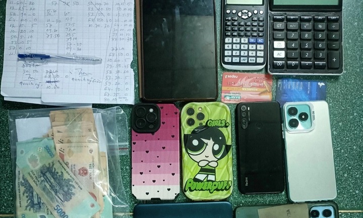 Triệt phá đường dây đánh lô đề trên không gian mạng ở Kiên Giang