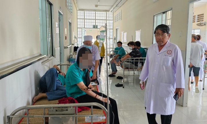 Vụ hàng trăm công nhân nhập viện sau bữa cơm trưa: 168 người xuất viện