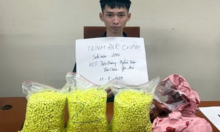 Phá đường dây vận chuyển, mua bán hàng nghìn viên ma túy