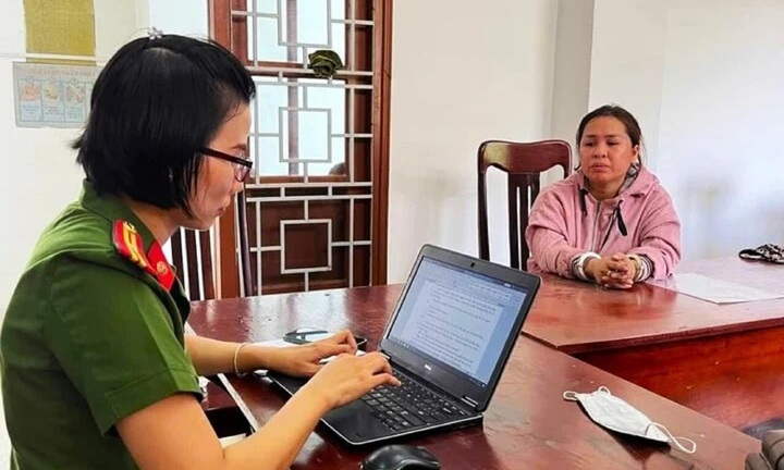 Tóm gọn hai nghi phạm cùng nhiều chân rết trong đường dây buôn lậu thuốc lá lớn nhất ở Phú Yên