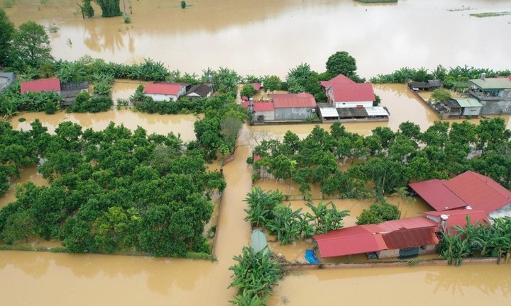 Cao Bằng: Mưa lớn gây ngập úng, nhiều tuyến giao thông bị ngập sâu, sạt lở