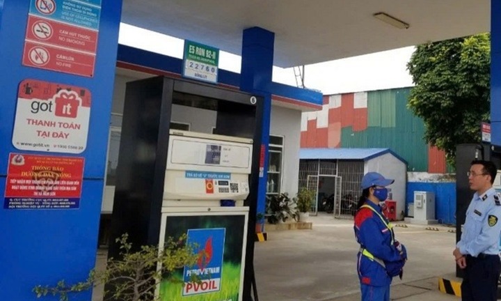 Vì sao ba cửa hàng xăng dầu ở Thanh Hoá bị phạt hơn 257 triệu đồng?