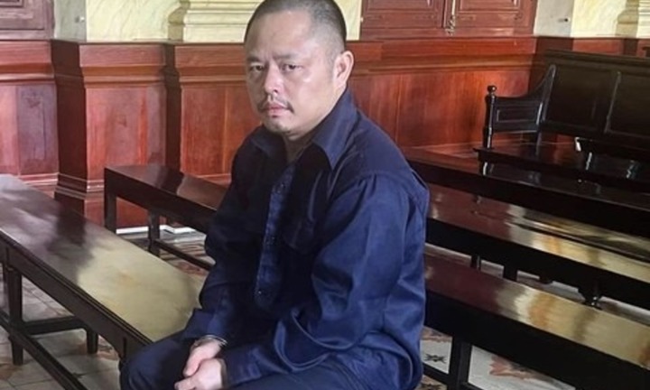 Mua hơn 200 triệu hàng hiệu từ thẻ tín dụng nhặt được, người đàn ông trả giá đắt