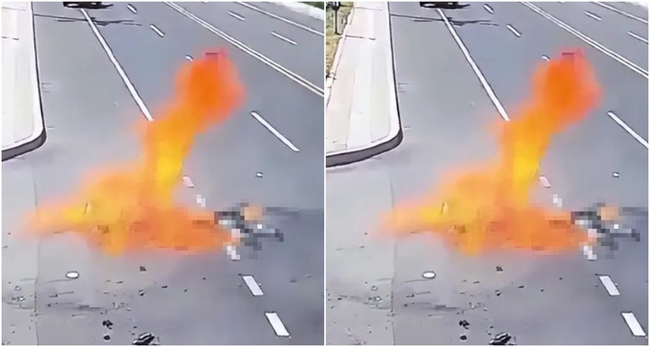 Xe máy đâm vào đuôi xe ô tô bốc cháy ngùn ngụt, lửa cháy lan sang tài xế