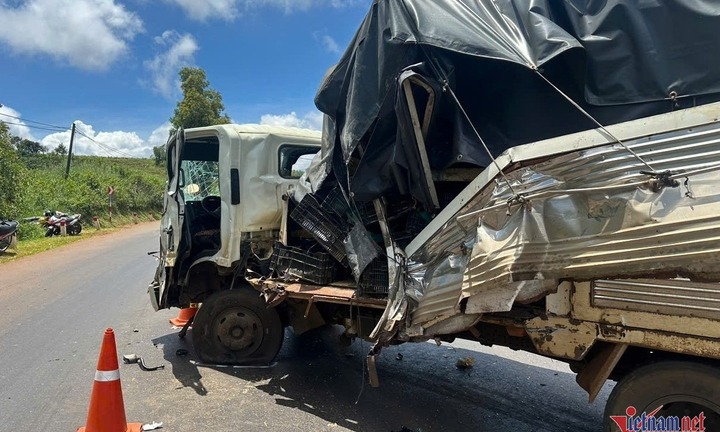 Hiện trường vụ tai nạn liên hoàn giữa xe tập lái và 3 xe tải, 3 người bị thương