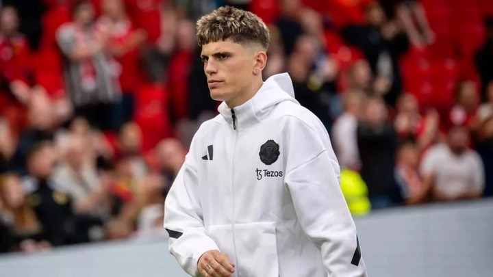 “Anh tài” Garnacho chỉ trích người hâm mộ MU rồi lẳng lặng xóa bình luận