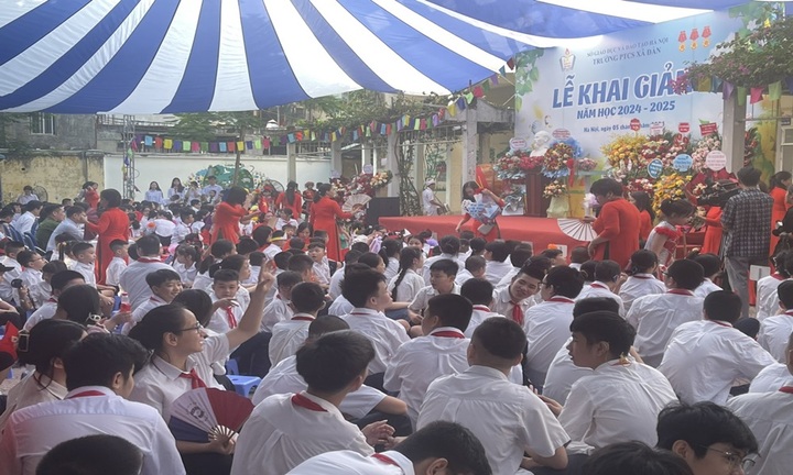 Hà Nội: Xúc động không khí lễ khai giảng tại ngôi trường đặc biệt