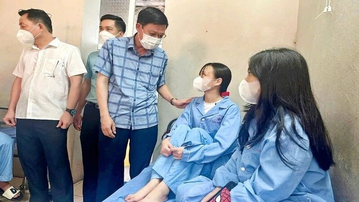 Vụ 13 học sinh CĐ Công nghiệp Thái Nguyên nhập viện: Tình hình sức khỏe học sinh