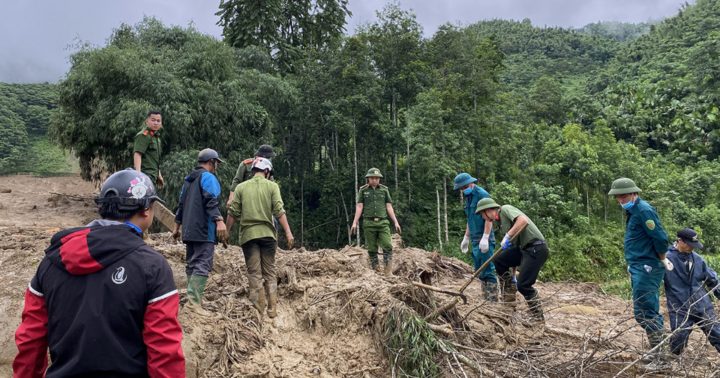 Sạt lở vùi lấp cả 1 thôn ở Lào Cai, nhiều người thương vong, mất tích