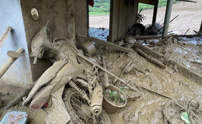 200 người chết và mất tích do bão số 3 và mưa lũ 