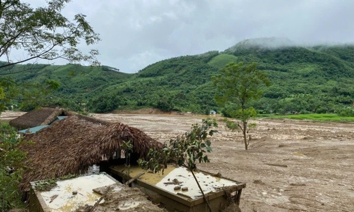 Vụ lũ quét vùi lấp cả thôn ở Lào Cai: 600 người khẩn trương tìm kiếm các nạn nhân mất tích
