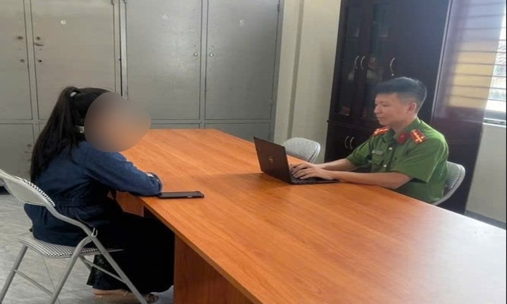 Xúc phạm nhân phẩm người khác, người phụ nữ bị xử phạt