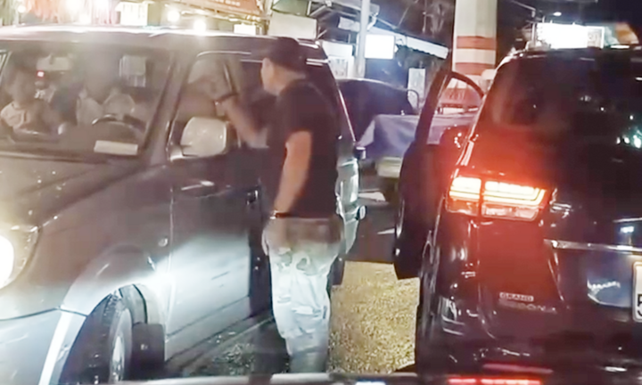 Vụ người đàn ông đập cửa kính, đánh tài xế ở TP.HCM: Diễn biến mới nhất 