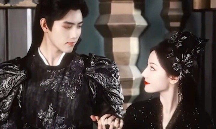 Sốc với tạo hình: 30.000 người tẩy chay Mộ Tư Từ đòi giải cứu Địch Lệ Nhiệt Ba 