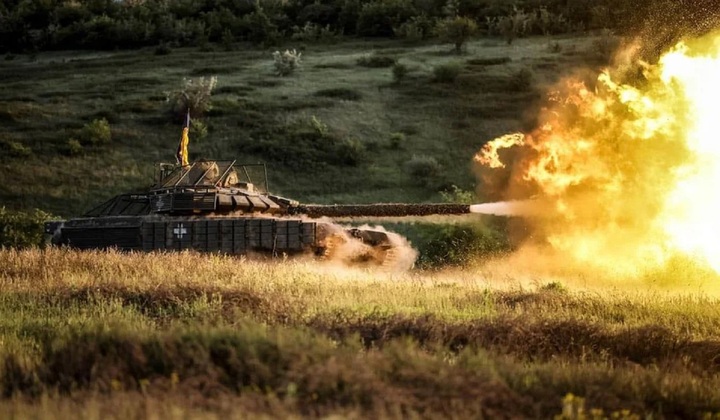 Ukraine sa đà với