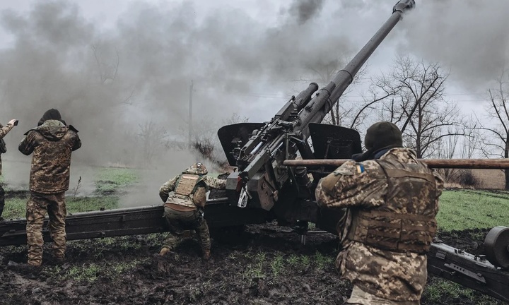 Ukraine dồn thêm quân về 