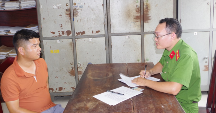 Bắt giữ nhóm đối tượng trả lương cho công nhân bằng ma túy ở Hà Nam