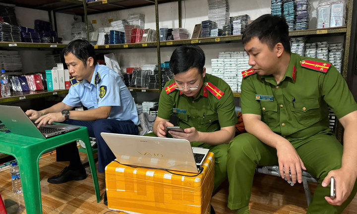 Vĩnh Phúc: Tạm giữ gần 6.000 sản phẩm nhập lậu kinh doanh trên nền tảng Facebook
