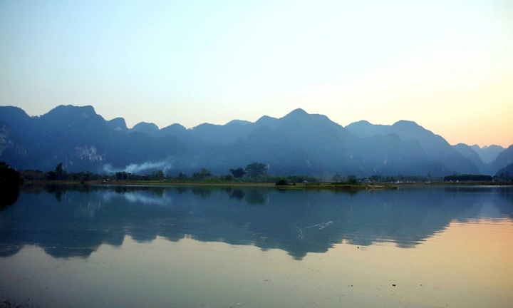 Khám phá hồ Yên Phú - viên ngọc xanh giữa lòng Quảng Bình