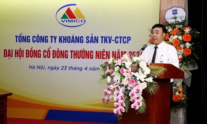 Chủ tịch công ty chuyên đào 