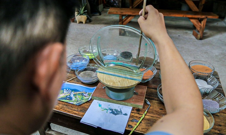  Làm giàu bằng nghề độc, lạ: 