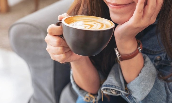 Chớ dại uống cà phê buổi sáng nếu thuộc nhóm này!