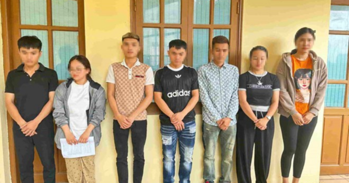 Hai vợ chồng liên thủ lập bẫy 