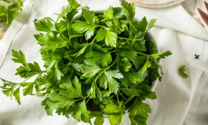 Loại rau giá rẻ ở Việt Nam là 