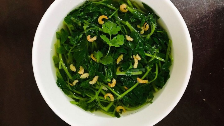 Loại rau mọc tua tủa ở Việt Nam được đánh giá tốt nhất thế giới