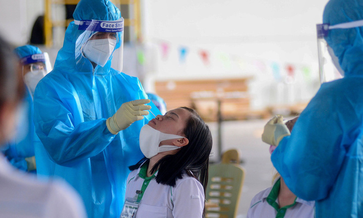 Bộ Y tế đề xuất tăng phụ cấp cho cán bộ y tế