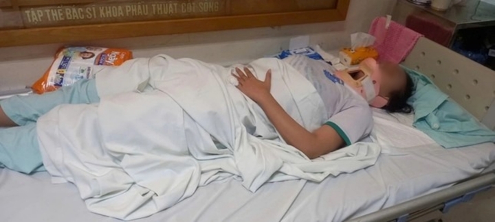 Vụ nữ sinh lớp 11 bị đánh hội đồng gãy đốt sống cổ: UBND huyện Nông Cống nói gì?