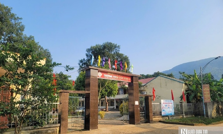 Vụ nữ sinh lớp 8 bị xâm hại  đến mang song thai: Nhà trường nói gì?