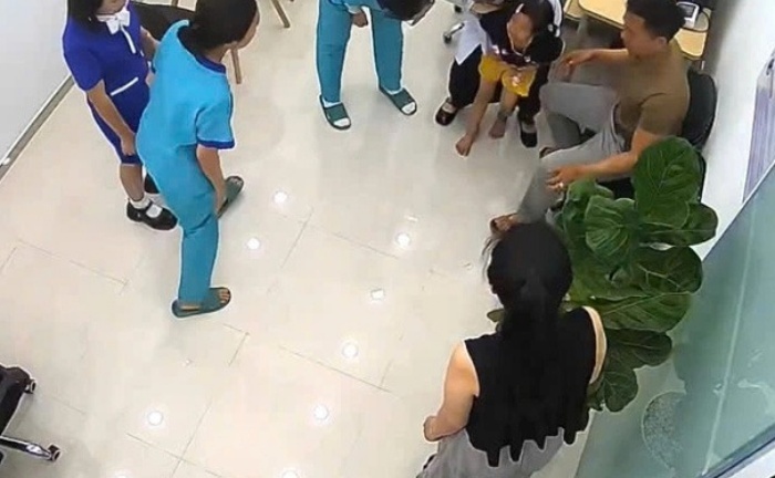 Nữ bác sĩ kịp thi cứu bé 5 tuổi thoát khỏi 