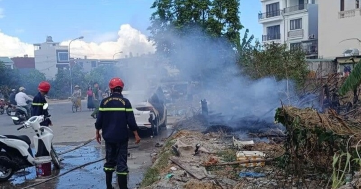  Vụ xe ô tô bị cháy do đốt rác ở Hải Phòng: Hé lộ bất ngờ về danh tính người 