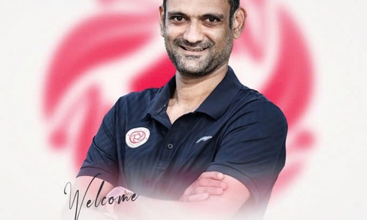 “Đại gia” V-League mời HLV từng làm việc với sao Ngoại hạng Anh về huấn luyện