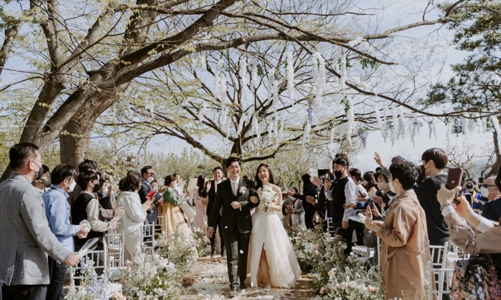 Làm giàu bằng nghề độc, lạ: Nghề tay trái