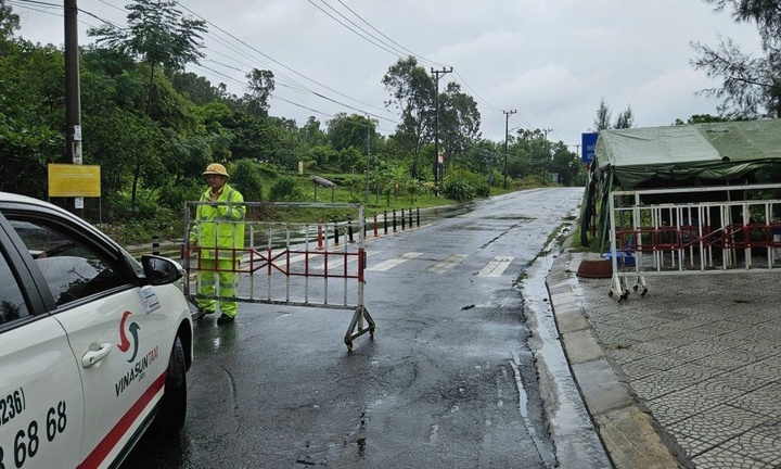 Tin thời sự mới nhất ngày 27/10: Đà Nẵng cấm đường lên bán đảo Sơn Trà