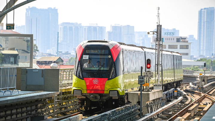 Chậm triển khai dự án đường sắt 16 năm, metro số 2 muốn tăng vốn 16.000 tỷ đồng