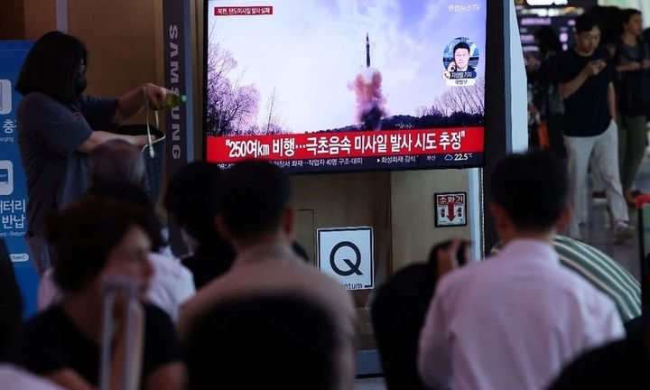 Triều Tiên xác nhận phóng tên lửa lập kỷ lục, ông Kim Jong-un tuyên bố cứng rắn 